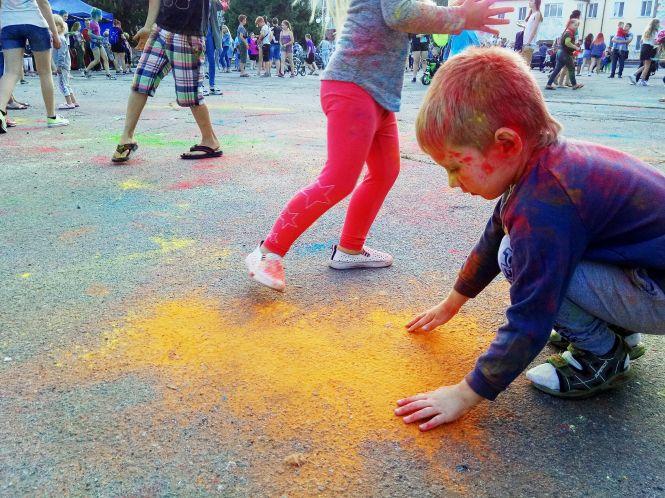 Новини Козятина - фото з Фестиваль кольорів “Холі Fest”. Як розважались козятинчани (ФОТО) Фестиваль кольорів “Холі Fest”. Як розважались козятинчани (ФОТО), фото №14 на сайті 20minut.ua