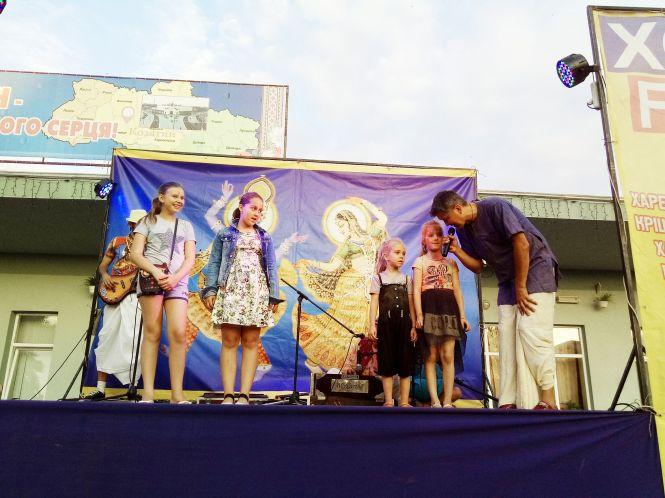 Новини Козятина - фото з Фестиваль кольорів “Холі Fest”. Як розважались козятинчани (ФОТО) Фестиваль кольорів “Холі Fest”. Як розважались козятинчани (ФОТО), фото №3 на сайті 20minut.ua