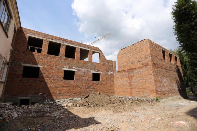 Новини Хмельницького - фото з Хмельницький ліцей №17 “утеплиться” і поповниться новим корпусом Хмельницький ліцей №17 “утеплиться” і поповниться новим корпусом, фото №1 на сайті vsim.ua