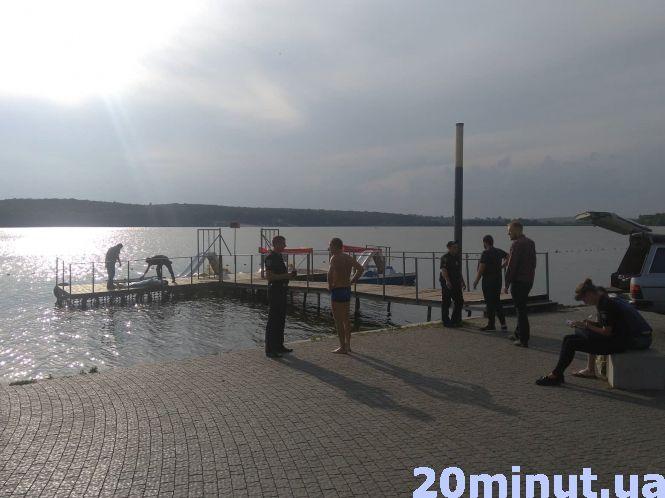 Новини Тернополя - фото з На "Циганці" втопився чоловік. Медики намагалися реанімувати його, але не змогли На "Циганці" втопився чоловік. Медики намагалися реанімувати його, але не змогли, фото №1 на сайті 20minut.ua