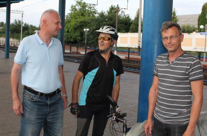 Новини Вінниці - фото з «Ризикуєш, Володимире!» Вінничан вирушив у подорож по шести країнах, планує проїхати Крим «Ризикуєш, Володимире!» Вінничан вирушив у подорож по шести країнах, планує проїхати Крим, фото №4 на сайті 20minut.ua