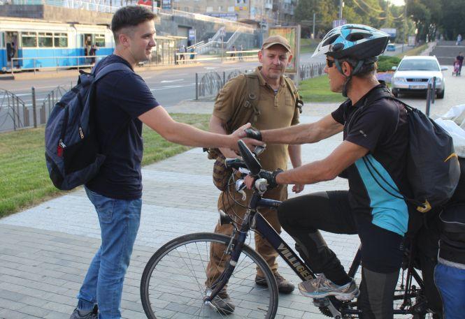 Новини Вінниці - фото з «Ризикуєш, Володимире!» Вінничан вирушив у подорож по шести країнах, планує проїхати Крим «Ризикуєш, Володимире!» Вінничан вирушив у подорож по шести країнах, планує проїхати Крим, фото №2 на сайті 20minut.ua