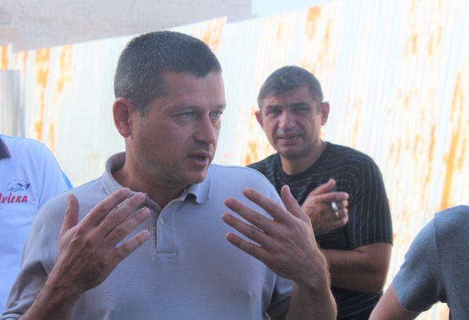 Новини Вінниці - фото з Мешканці новобуду сваряться з сусідом-забудовником через паркан Мешканці новобуду сваряться з сусідом-забудовником через паркан, фото №3 на сайті 20minut.ua