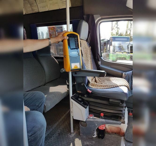 Новини Вінниці - фото з У маршрутках поставлять валідатори для е-квитка. Коли видаватимуть картки? У маршрутках поставлять валідатори для е-квитка. Коли видаватимуть картки?, фото №2 на сайті 20minut.ua