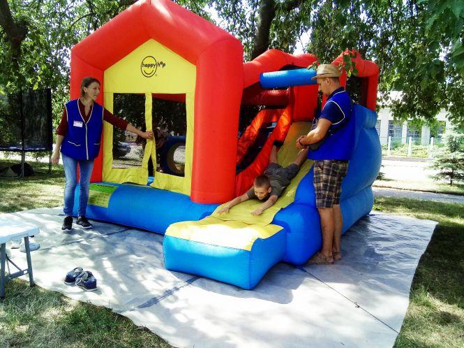 Новини Козятина - фото з Свято сім’ї: як розважалася малеча разом з батьками Свято сім’ї: як розважалася малеча разом з батьками, фото №20 на сайті 20minut.ua