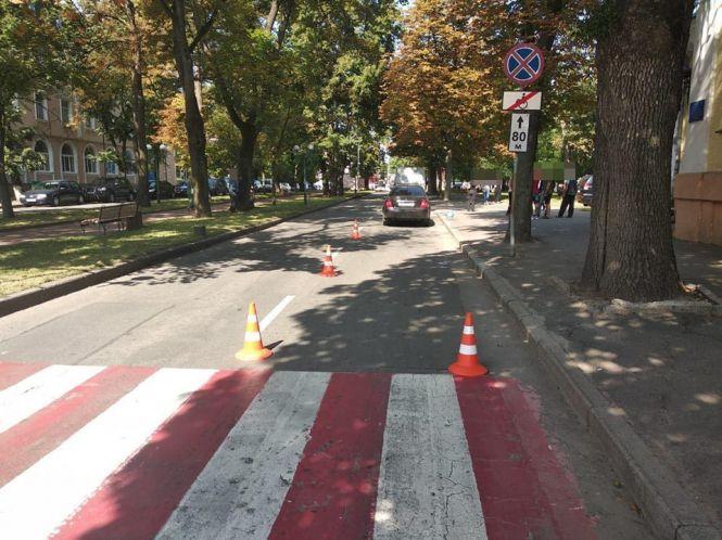 Новини Хмельницького - фото з У центрі Хмельницького збили пішохода У центрі Хмельницького збили пішохода, фото №1 на сайті vsim.ua