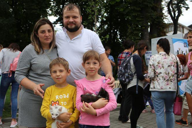 Новини Вінниці - фото з Місце, де можна знайти чотирилапих друзів. Як пройшов четвертий «Хвіст-Фест» Місце, де можна знайти чотирилапих друзів. Як пройшов четвертий «Хвіст-Фест», фото №3 на сайті 20minut.ua