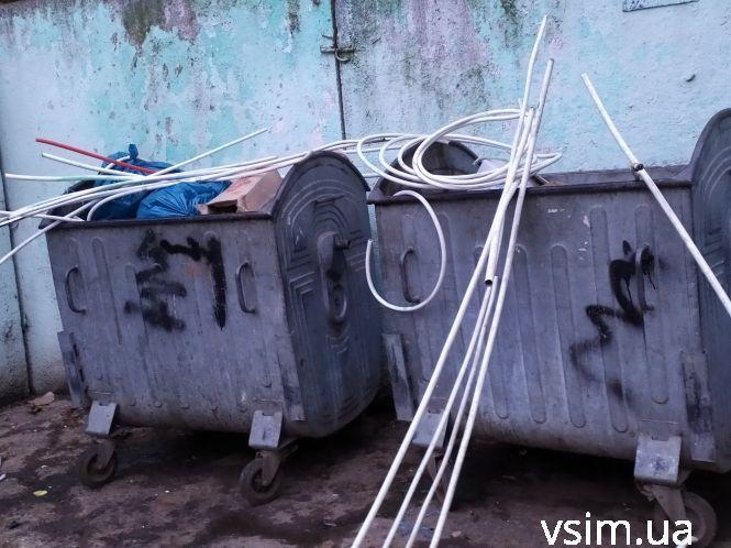 Сміттєві майданчики у Хмельницькому масово перетворюють на стихійні звалища, фото №6 на сайті vsim.ua
