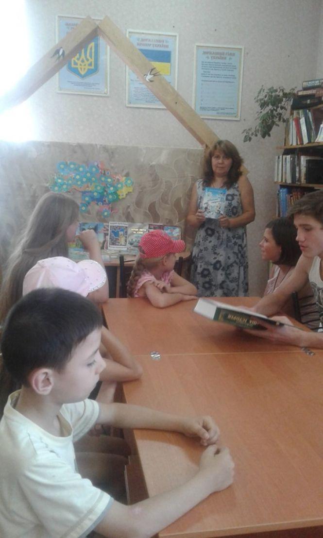 Новини Козятина - фото з Як козятинчани подорожували віртуальним трамвайчиком у бібліотеці Як козятинчани подорожували віртуальним трамвайчиком у бібліотеці, фото №1 на сайті 20minut.ua