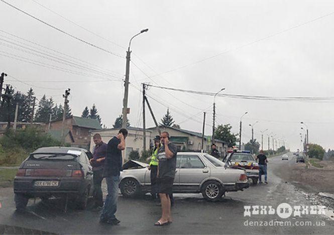 Новини Хмельницького - фото з Внаслідок ДТП у Шепетівці постраждало троє людей Внаслідок ДТП у Шепетівці постраждало троє людей, фото №1 на сайті vsim.ua