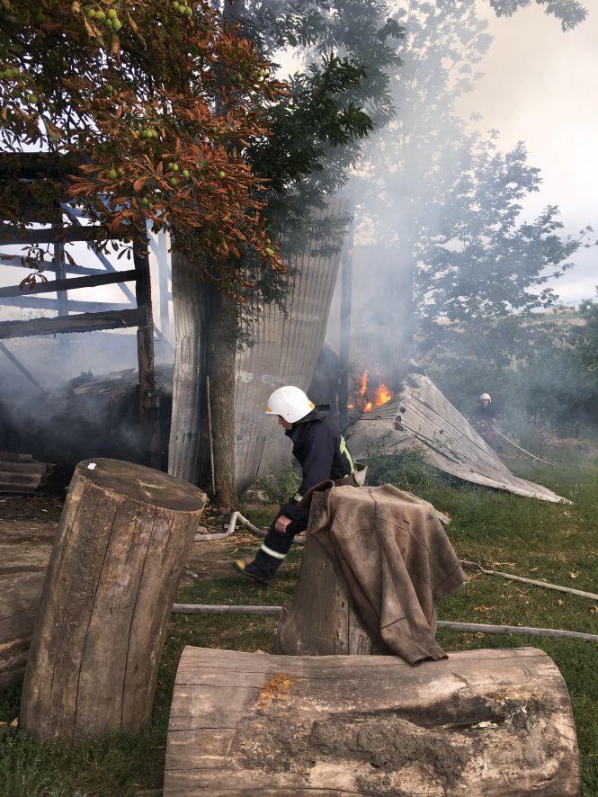 Новини Козятина - фото з У Блажіївці горів сіновал У Блажіївці горів сіновал, фото №4 на сайті 20minut.ua