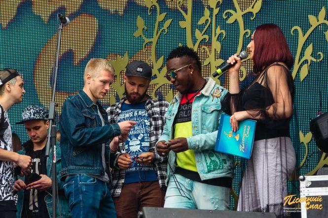 Новини Житомира - фото з "Пісенний Спас": фото з фестивалю "Пісенний Спас": фото з фестивалю, фото №2 на сайті 20minut.ua