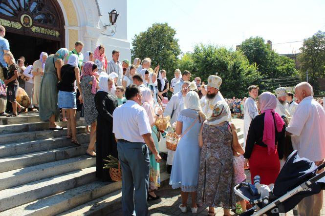 Новини Житомира - фото з Як житомиряни святкують Яблучний Спас. ФОТО Як житомиряни святкують Яблучний Спас. ФОТО, фото №1 на сайті 20minut.ua