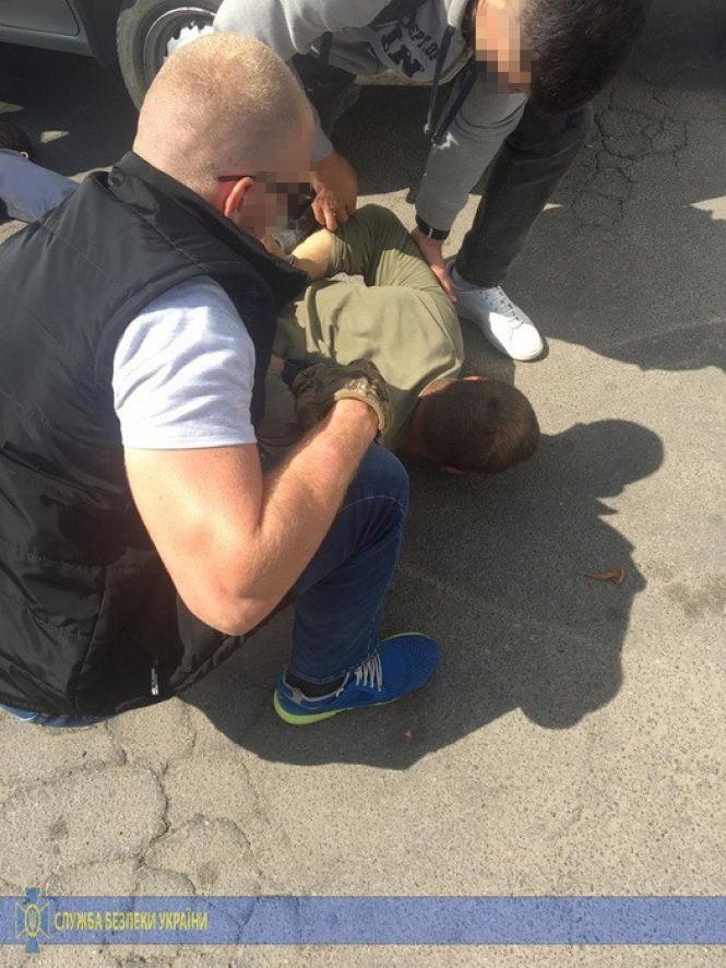 Новини Вінниці - фото з «Накрили» канал продажу зброї вінницьким бандитам. За скільки продають «Unique»? «Накрили» канал продажу зброї вінницьким бандитам. За скільки продають «Unique»?, фото №2 на сайті 20minut.ua