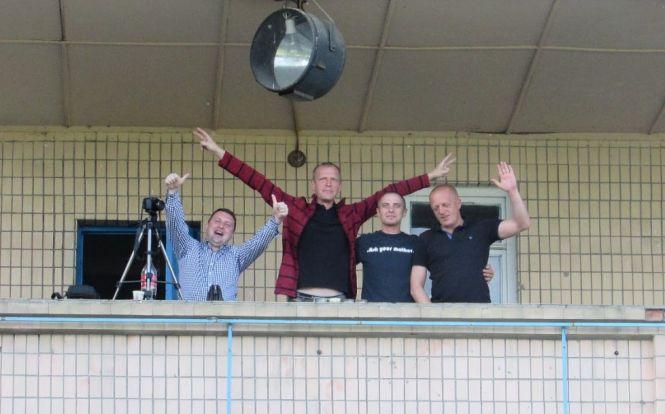 Новини Козятина - фото з Футболісти козятинського «Моноліта» — володарі суперкубка Футболісти козятинського «Моноліта» — володарі суперкубка, фото №9 на сайті 20minut.ua