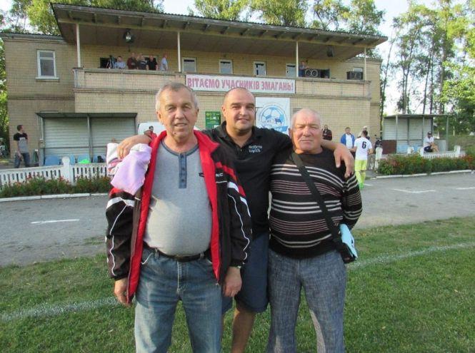 Новини Козятина - фото з Футболісти козятинського «Моноліта» — володарі суперкубка Футболісти козятинського «Моноліта» — володарі суперкубка, фото №8 на сайті 20minut.ua