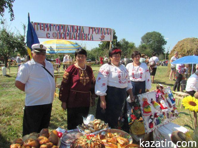 Новини Козятина - фото з В Білопіллі на Спаса Вінниччина святкувала день обрядових хлібів (ФОТО)