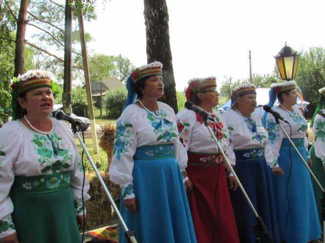 Новини Козятина - фото з В Білопіллі на Спаса Вінниччина святкувала день обрядових хлібів (ФОТО)