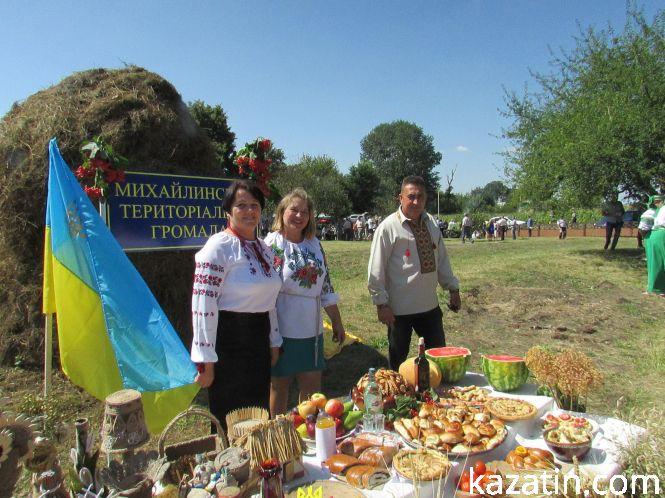 Новини Козятина - фото з В Білопіллі на Спаса Вінниччина святкувала день обрядових хлібів (ФОТО)