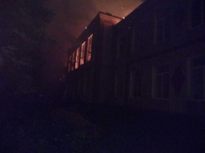 Новини Тернополя - фото з На Тернопільщині згорів цілий поверх школи На Тернопільщині згорів цілий поверх школи, фото №3 на сайті 20minut.ua