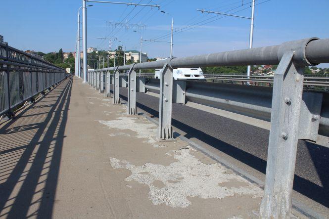 Новини Вінниці - фото з Беззахисний Київський міст. Чиновники та підрядник ремонту з’ясовують стосунки у суді Беззахисний Київський міст. Чиновники та підрядник ремонту з’ясовують стосунки у суді, фото №1 на сайті 20minut.ua