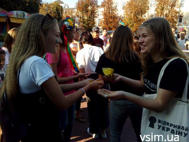 У центрі Хмельницького влаштували кольоровий пробіг свободи (ФОТО, ВІДЕО), фото №3 на сайті vsim.ua