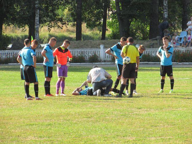 Новини Козятина - фото з Володарі суперкубка Козятинський «Моноліт» та «Факел» з Липовця зіграли 2:2 Володарі суперкубка Козятинський «Моноліт» та «Факел» з Липовця зіграли 2:2, фото №4 на сайті 20minut.ua
