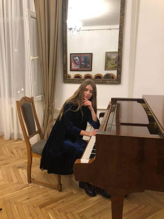 Новини Вінниці - фото з Вечір музики в музеї: на підтримку онко-хворого Сергія Шишкіна (Новини компаній) Вечір музики в музеї: на підтримку онко-хворого Сергія Шишкіна (Новини компаній), фото №2 на сайті 20minut.ua