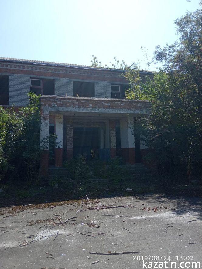 Новини Козятина - фото з Фото дня: у Блажіївці школу «розбомбили» і без війни Фото дня: у Блажіївці школу «розбомбили» і без війни, фото №8 на сайті 20minut.ua