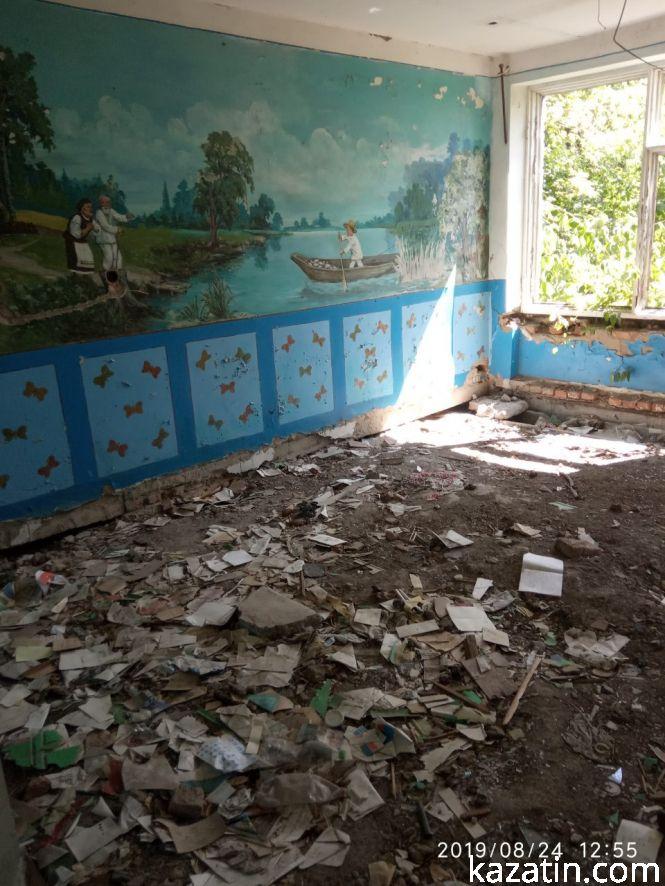 Новини Козятина - фото з Фото дня: у Блажіївці школу «розбомбили» і без війни Фото дня: у Блажіївці школу «розбомбили» і без війни, фото №22 на сайті 20minut.ua
