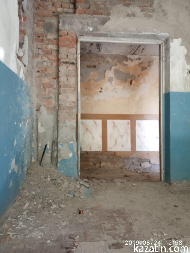 Новини Козятина - фото з Фото дня: у Блажіївці школу «розбомбили» і без війни Фото дня: у Блажіївці школу «розбомбили» і без війни, фото №16 на сайті 20minut.ua