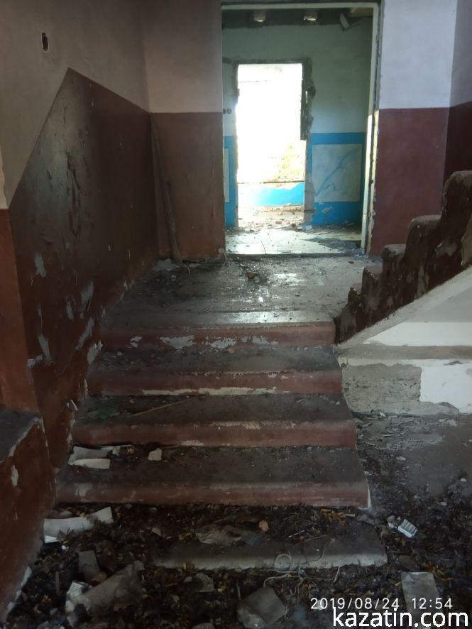 Новини Козятина - фото з Фото дня: у Блажіївці школу «розбомбили» і без війни Фото дня: у Блажіївці школу «розбомбили» і без війни, фото №23 на сайті 20minut.ua