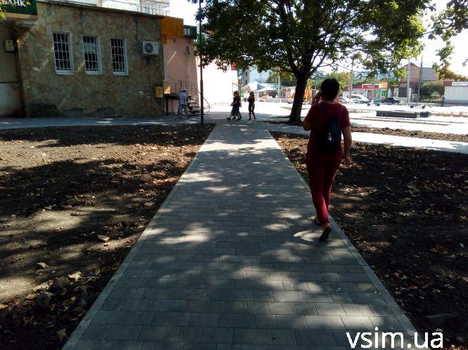 Новини Хмельницького - фото з Оновлення Бандери: новий асфальт і сквер за 6,5 мільйона (ФОТО, ВІДЕО) Оновлення Бандери: новий асфальт і сквер за 6,5 мільйона (ФОТО, ВІДЕО), фото №3 на сайті vsim.ua