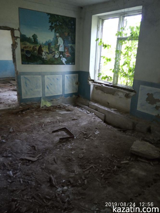 Новини Козятина - фото з Фото дня: у Блажіївці школу «розбомбили» і без війни Фото дня: у Блажіївці школу «розбомбили» і без війни, фото №19 на сайті 20minut.ua