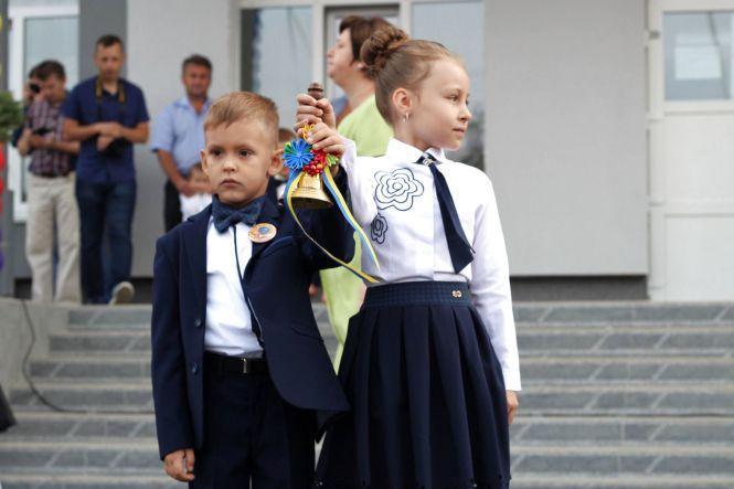 Новини Вінниці - фото з Перший дзвоник у школах Вінниці пролунає в неділю, 1 вересня Перший дзвоник у школах Вінниці пролунає в неділю, 1 вересня, фото №1 на сайті 20minut.ua
