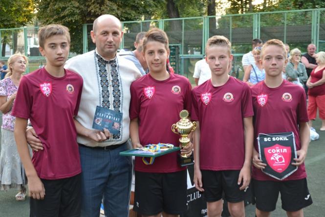 Новини Хмельницького - фото з Фестиваль вуличного футболу: визначилися кращі команди Хмельницького Фестиваль вуличного футболу: визначилися кращі команди Хмельницького, фото №6 на сайті vsim.ua