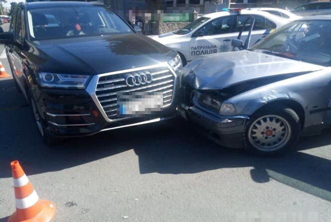 Новини Хмельницького - фото з Водій-хуліган та травмована пасажирка: хроніка ДТП у Хмельницькому Водій-хуліган та травмована пасажирка: хроніка ДТП у Хмельницькому, фото №3 на сайті vsim.ua