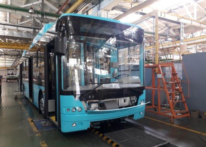 Завод “Богдан” показав, як виготовляє тролейбуси для Хмельницького, фото №1 на сайті vsim.ua