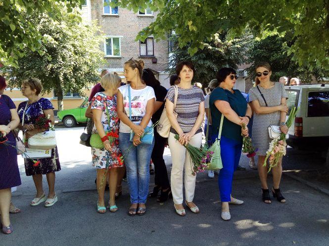 Козятинчани вшанували загиблих на війні героїв (ФОТО), фото №2 на сайті 20minut.ua