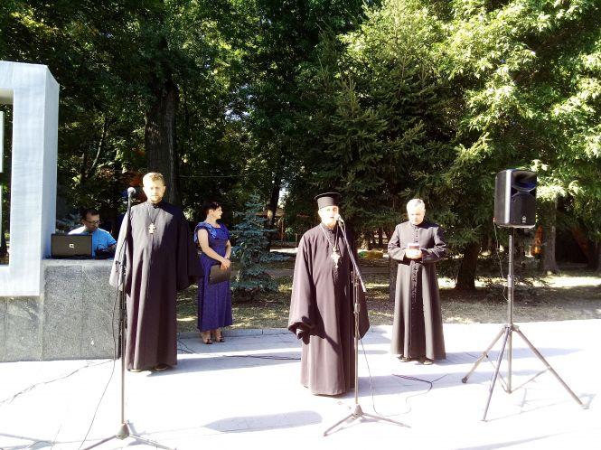 Козятинчани вшанували загиблих на війні героїв (ФОТО), фото №14 на сайті 20minut.ua