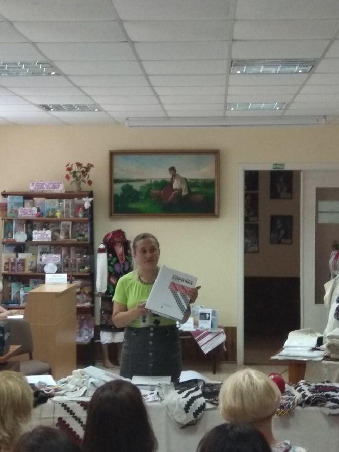 Навчать як вишити першу борщівську сорочку, фото №2 на сайті 20minut.ua