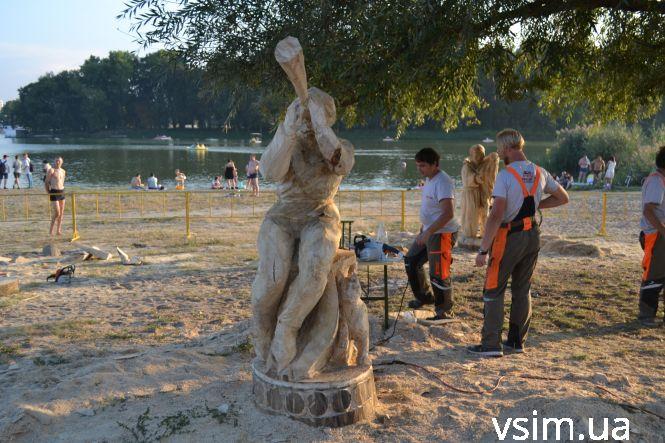 Новини Хмельницького - фото з На фестивалі «Respublica» вирізали скульптури казкових персонажів (ФОТО, ВІДЕО) На фестивалі «Respublica» вирізали скульптури казкових персонажів (ФОТО, ВІДЕО), фото №1 на сайті vsim.ua