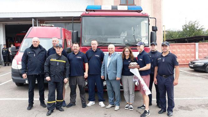 Коростенські рятувальники отримали пожежно-рятувальне обладнання і автомобілі від зарубіжних благодійників, фото №1 на сайті 20minut.ua