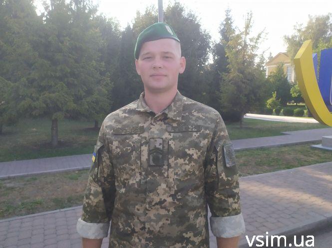 У Хмельницькому 400 курсантів прикордонної академії отримали зелені берети, фото №1 на сайті vsim.ua