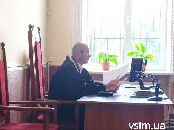 “Змінили трьох слідчих і трьох прокурорів”: як просувається справа про побиття школярів у Хмельницькому, фото №2 на сайті vsim.ua