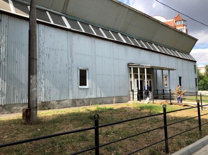 Почали реконструкцію в фізкультурно-оздоровчому комплексі на вул. Братів Бойчуків, фото №5 на сайті 20minut.ua