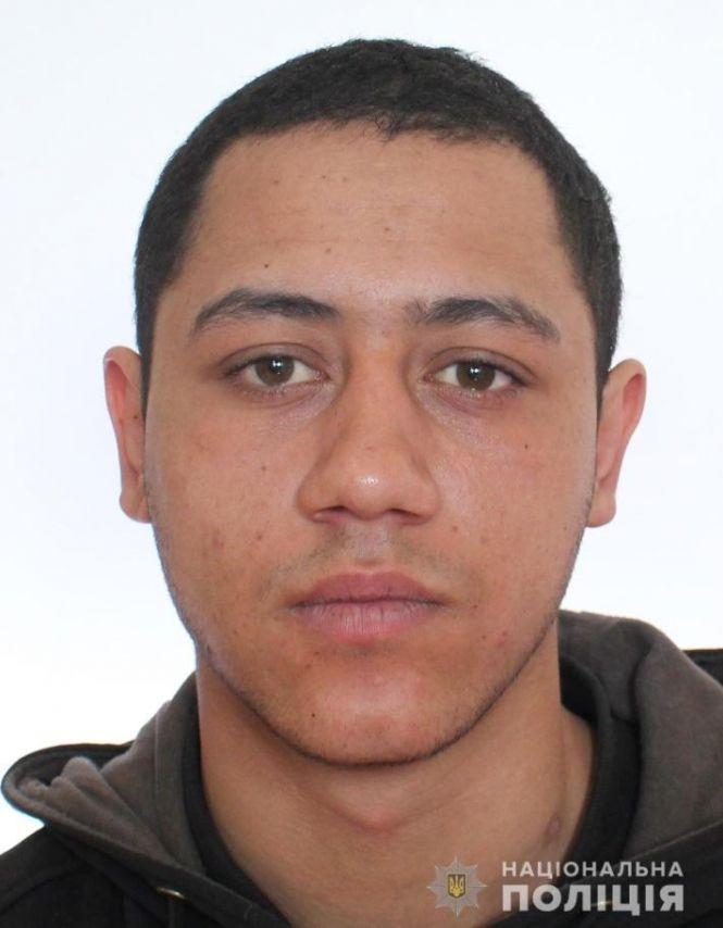 Новини Вінниці - фото з 18-річного Володимира оголосили безвісти зниклим. Допоможіть знайти вінничанина 18-річного Володимира оголосили безвісти зниклим. Допоможіть знайти вінничанина, фото №1 на сайті 20minut.ua