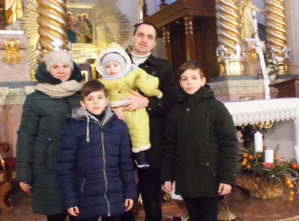 “Наш світ перевернувся”: у Хмельницькому рятують життя маленького Мар’яна, фото №1 на сайті vsim.ua