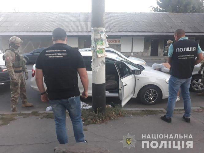 На Житомирщині поліцейські викрили сімейний підряд наркоділків, фото №1 на сайті 20minut.ua