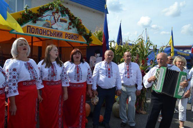 Пили настоянки й співали пісні: що було на Агро Поділля 2019 (ФОТО), фото №5 на сайті vsim.ua